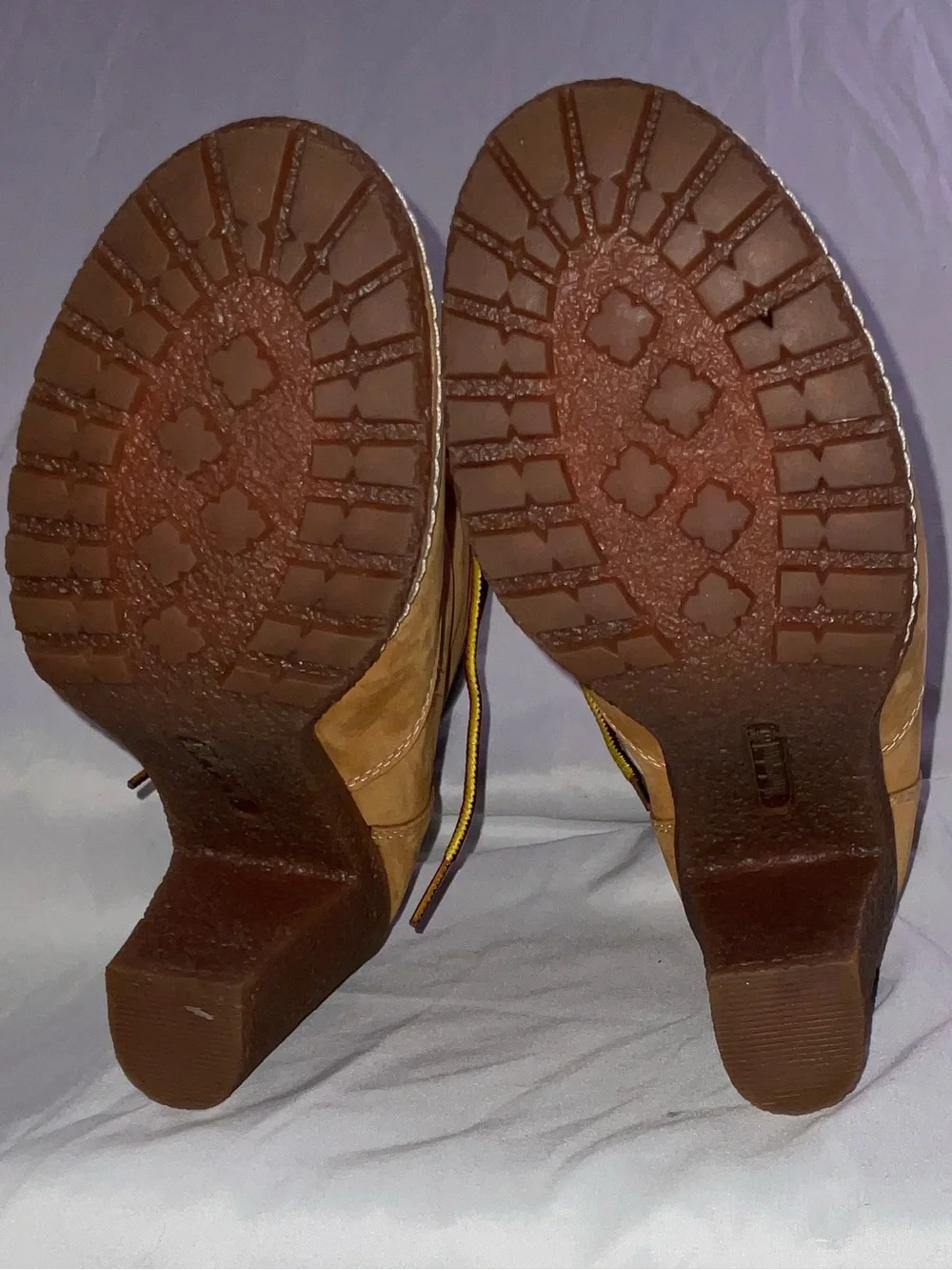 Timberland Suede Boots size 7.5